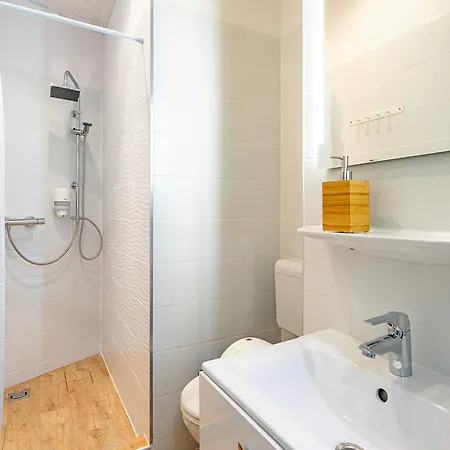 Super - New - Modern - Ac *